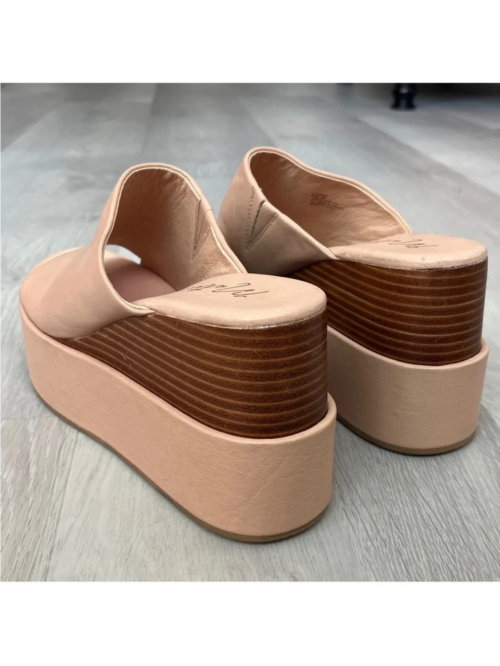 MATISSE PINK GEORGIA PLATFORM LEATHER MULE SLIP ON CHUNKY HEEL WOMENS 9